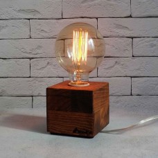 Светильник из бука с круглой лампой Эдисона